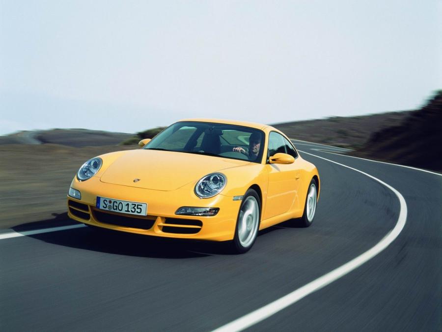  Porsche 911 Carrera 2005 года  (фото 21 из 35)